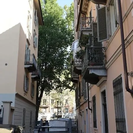 Bel Bilocale Vicino Alla Metropolitana E Al Centro Apartment *